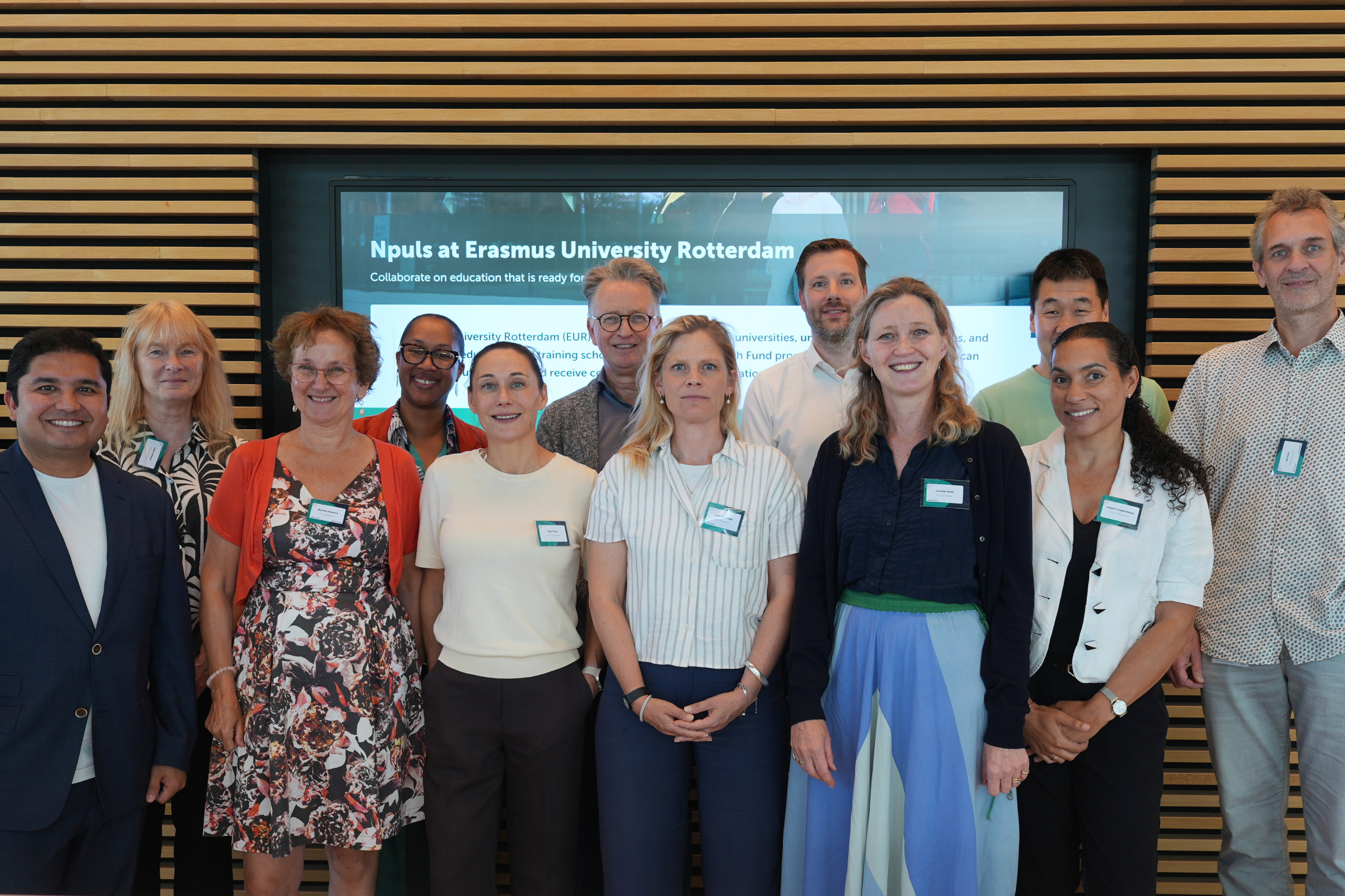 Groepsfoto van het Sleutelteam bij de Erasmus Universiteit Rotterdam